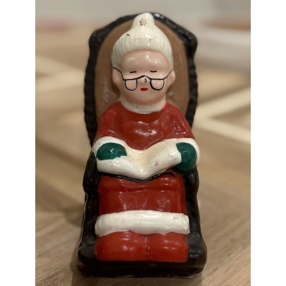 VTG Christmas Candle Figurine Mrs Claus Rocking Chair Reading Cottagecore Granny